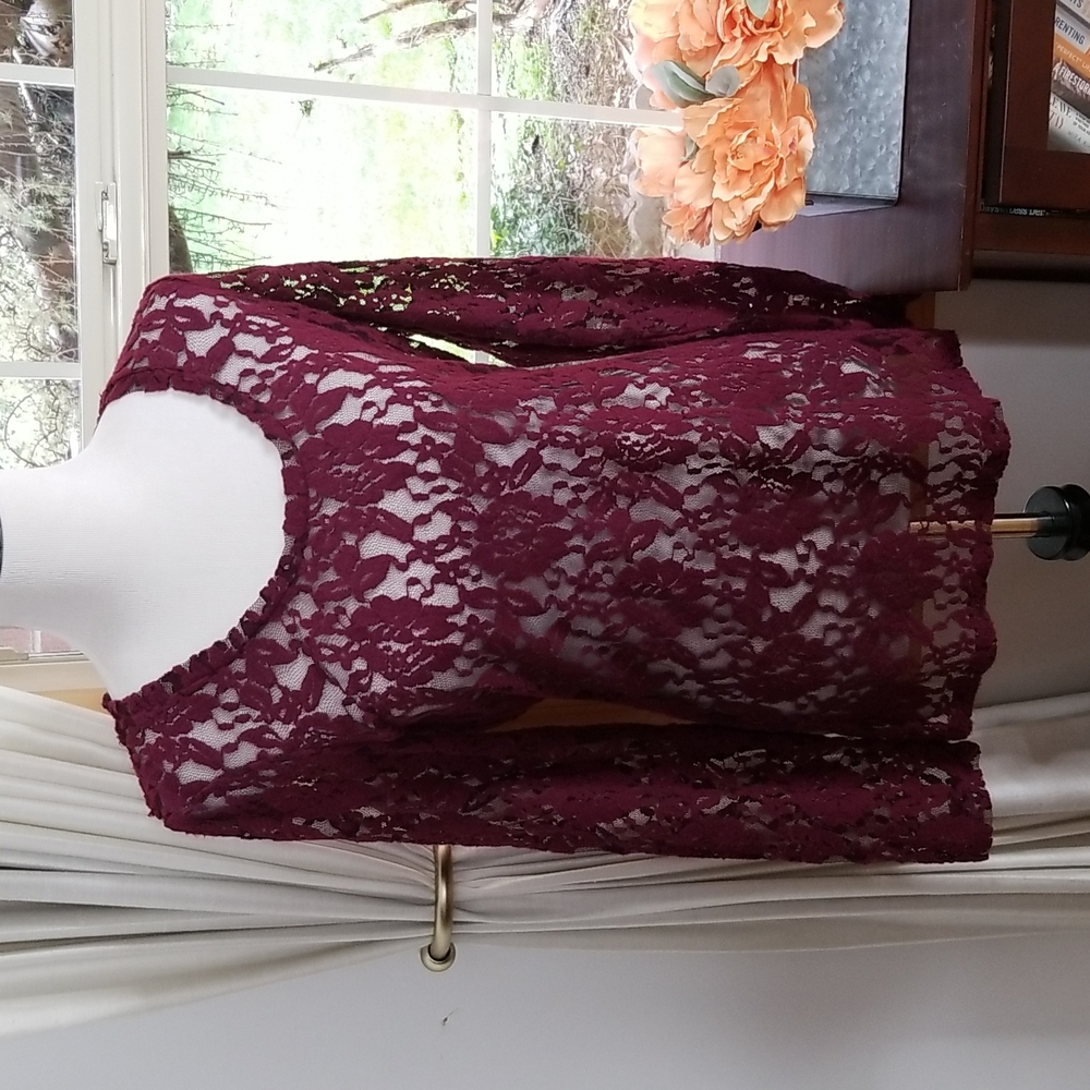 Banana Republic Long Sleeve Lace Top